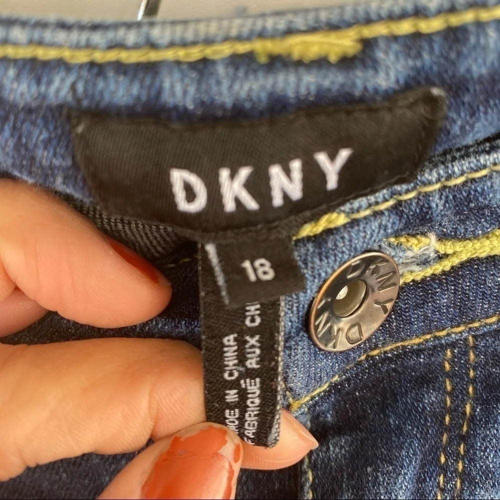 DKNY jeans Size 18 30